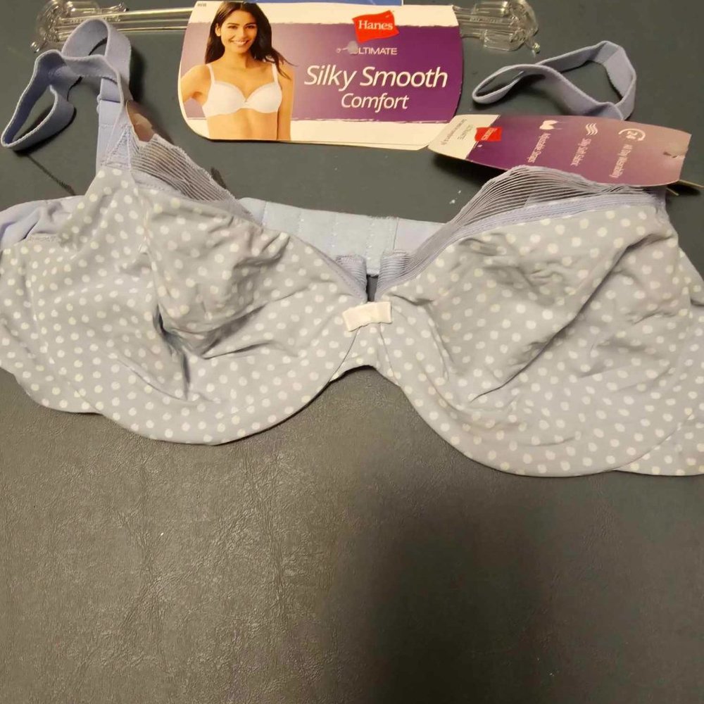 Hanes 36B Bra NWT